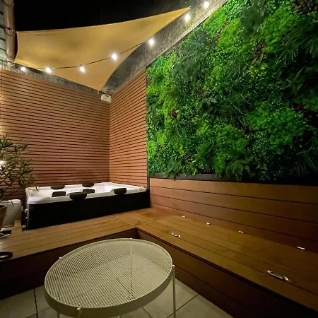L'echappee Belle - Jacuzzi & Terrasse Privative Апартаменты *